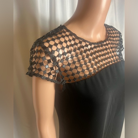 Calvin Klein Solid Black Illusion Sequin Knit Yoke Cap Sleeve Shift Dress Size 8 - Picture 3 of 10
